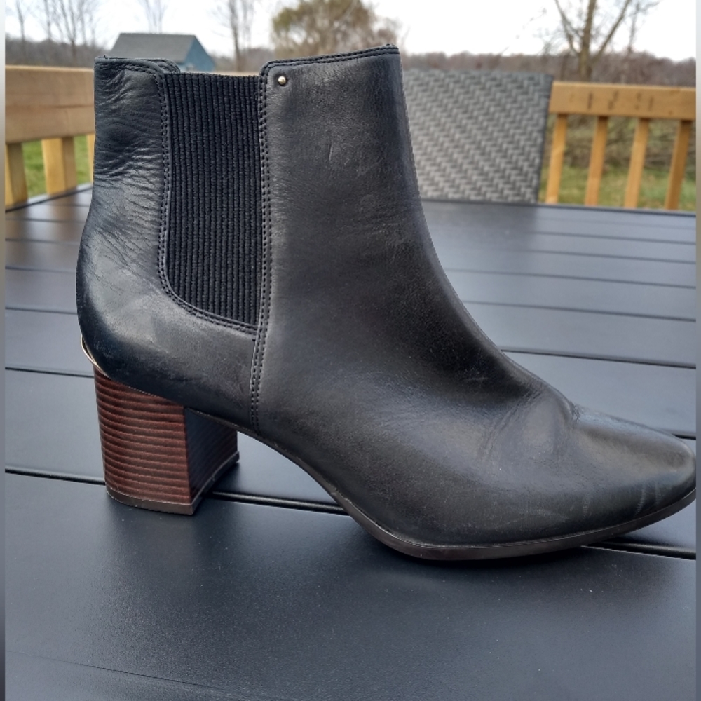 Women's Calvin Klein Black Chunky Block Heel Felda Booties, Size 6, Ankl… - Picture 7 of 16